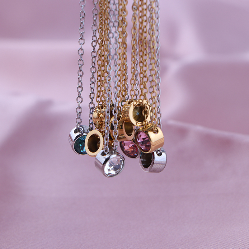 Collares con colgante de 12 pi - Birth Flower Necklace reseña y precio